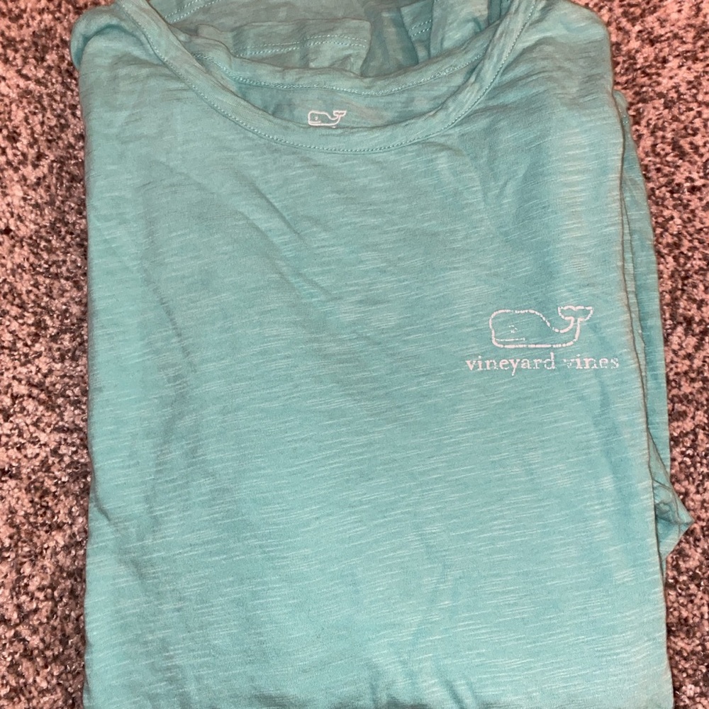 blue vineyard vines long sleeve shirt